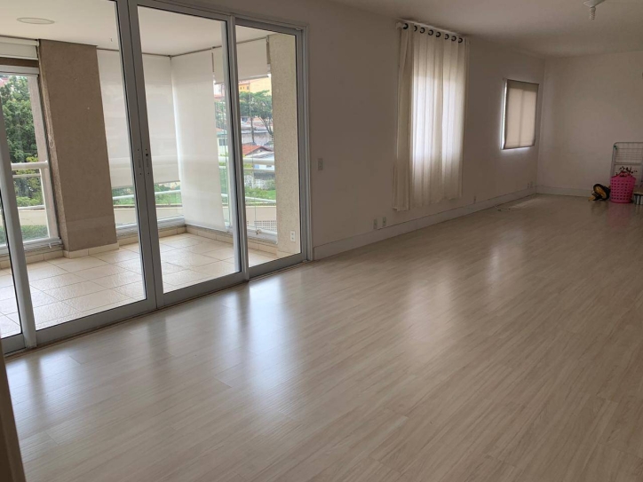 Apartamento à venda com 3 quartos, 186m² - Foto 1