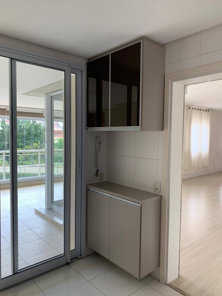 Apartamento à venda com 3 quartos, 186m² - Foto 3