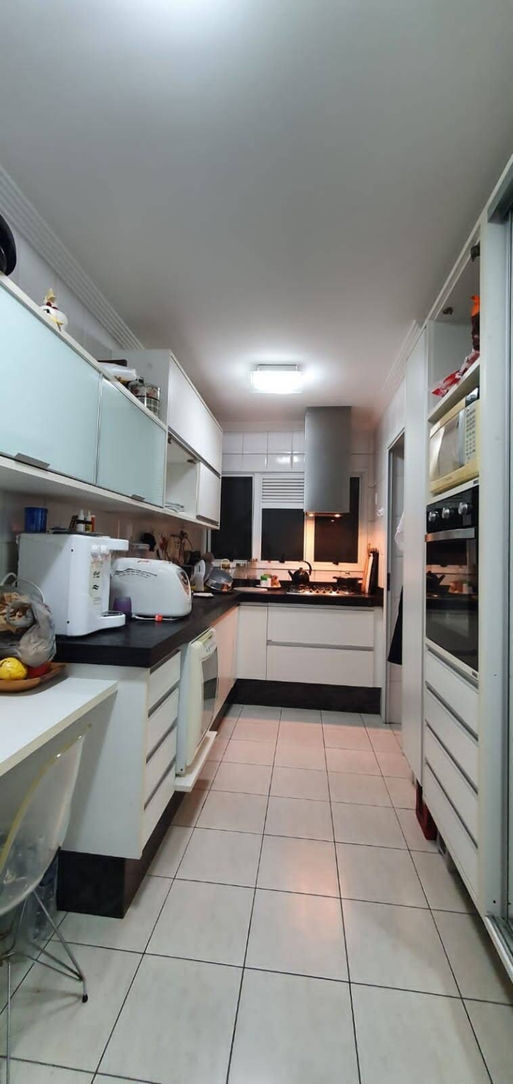 Apartamento à venda com 3 quartos, 116m² - Foto 24