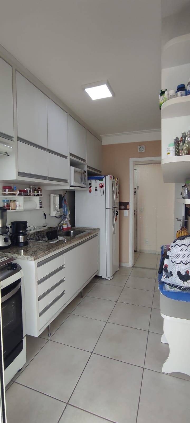 Apartamento à venda com 2 quartos, 67m² - Foto 7