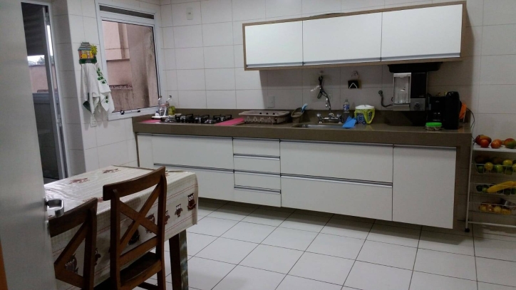 Apartamento à venda com 3 quartos, 146m² - Foto 13