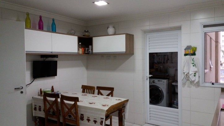 Apartamento à venda com 3 quartos, 146m² - Foto 18