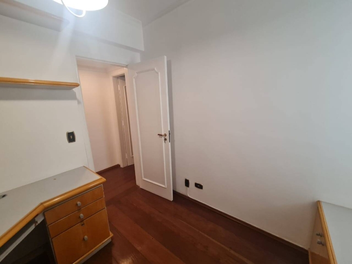 Apartamento à venda com 3 quartos, 187m² - Foto 15