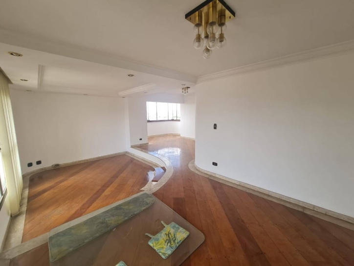 Apartamento à venda com 3 quartos, 187m² - Foto 9