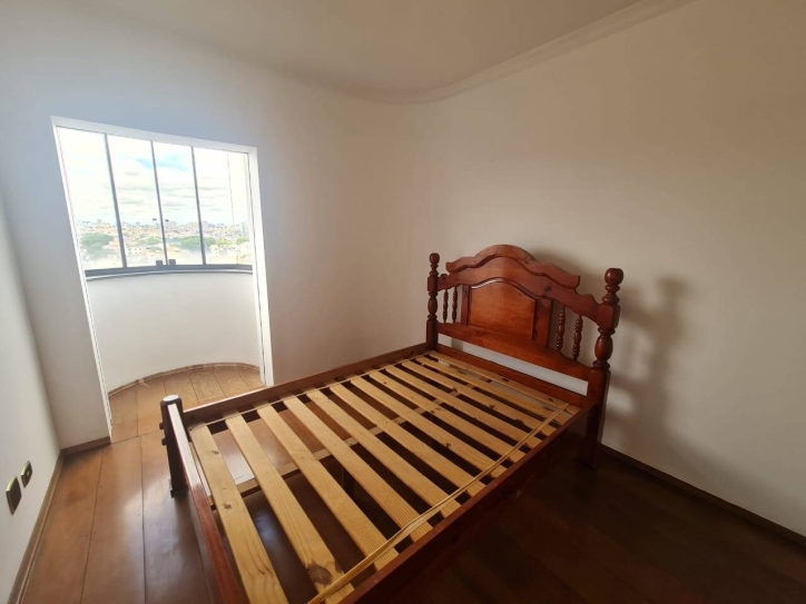 Apartamento à venda com 3 quartos, 187m² - Foto 16