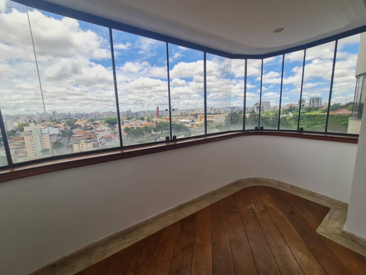 Apartamento à venda com 3 quartos, 187m² - Foto 1