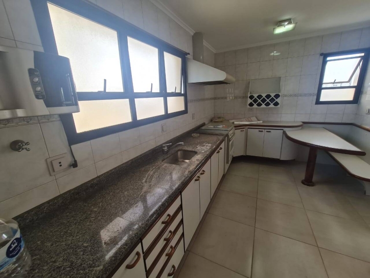 Apartamento à venda com 3 quartos, 187m² - Foto 36