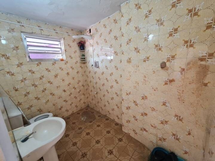 Casa à venda com 2 quartos, 190m² - Foto 3