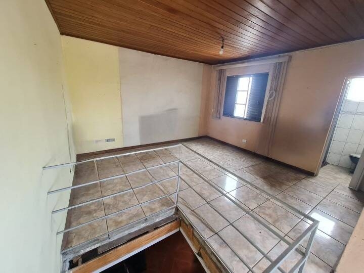 Casa à venda com 2 quartos, 190m² - Foto 7