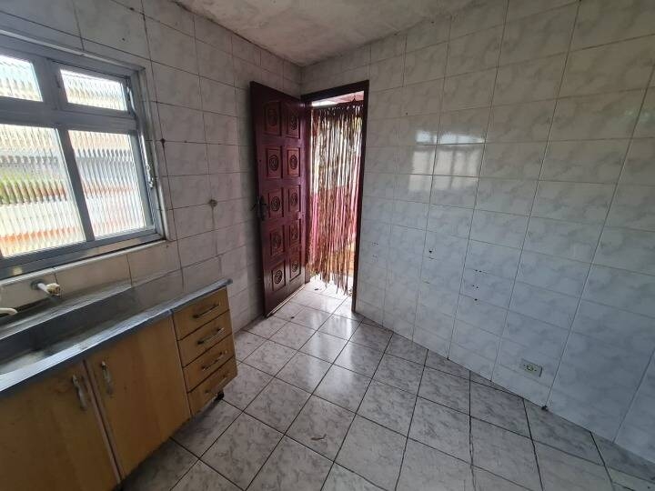 Casa à venda com 2 quartos, 190m² - Foto 9