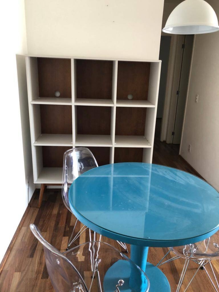 Apartamento à venda com 2 quartos, 68m² - Foto 7