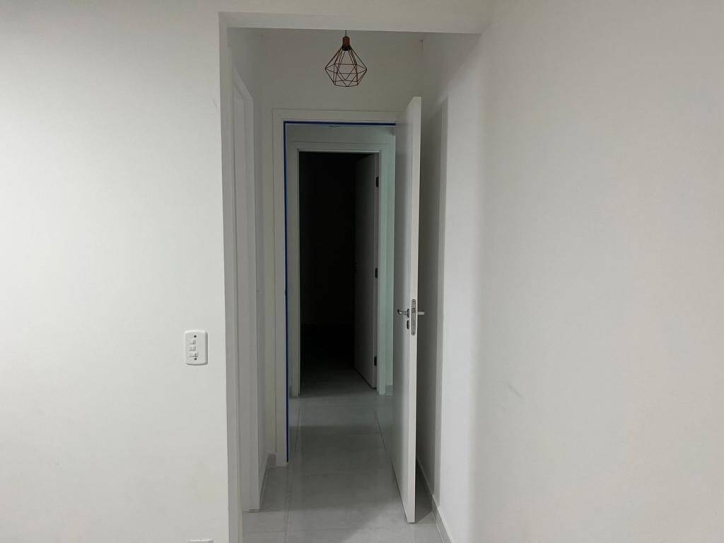 Apartamento à venda com 2 quartos, 65m² - Foto 11