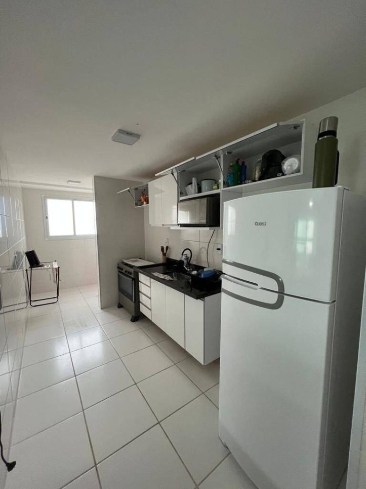 Apartamento à venda com 2 quartos, 65m² - Foto 9