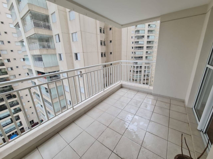 Apartamento à venda com 2 quartos, 60m² - Foto 2