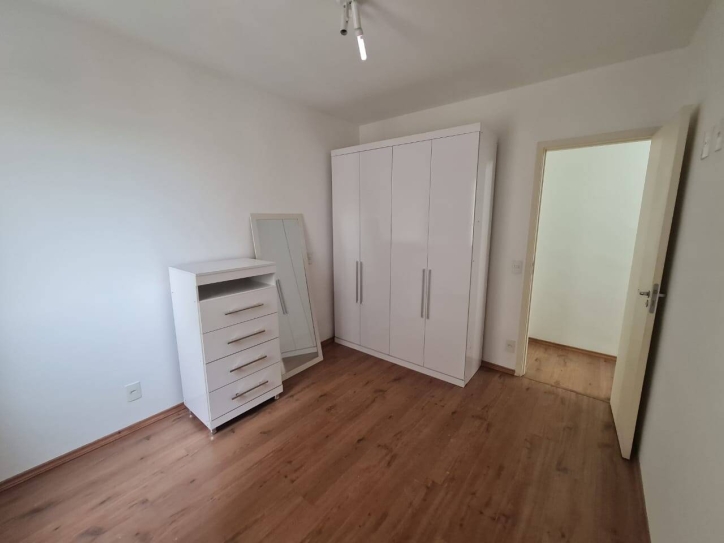 Apartamento à venda com 2 quartos, 60m² - Foto 12