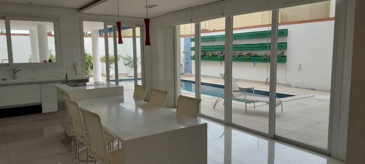 Casa de Condomínio à venda com 4 quartos, 650m² - Foto 4