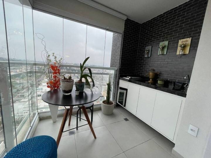 Apartamento à venda com 2 quartos, 69m² - Foto 2