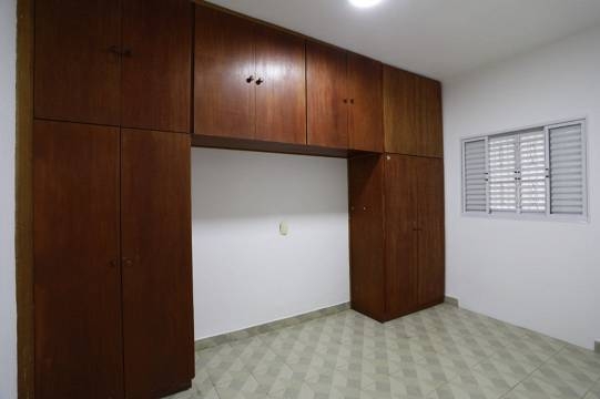 Sobrado à venda com 3 quartos, 204m² - Foto 3