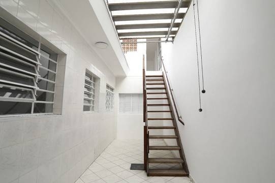 Sobrado à venda com 3 quartos, 204m² - Foto 4