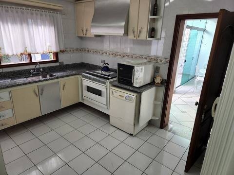 Sobrado à venda com 4 quartos, 391m² - Foto 9