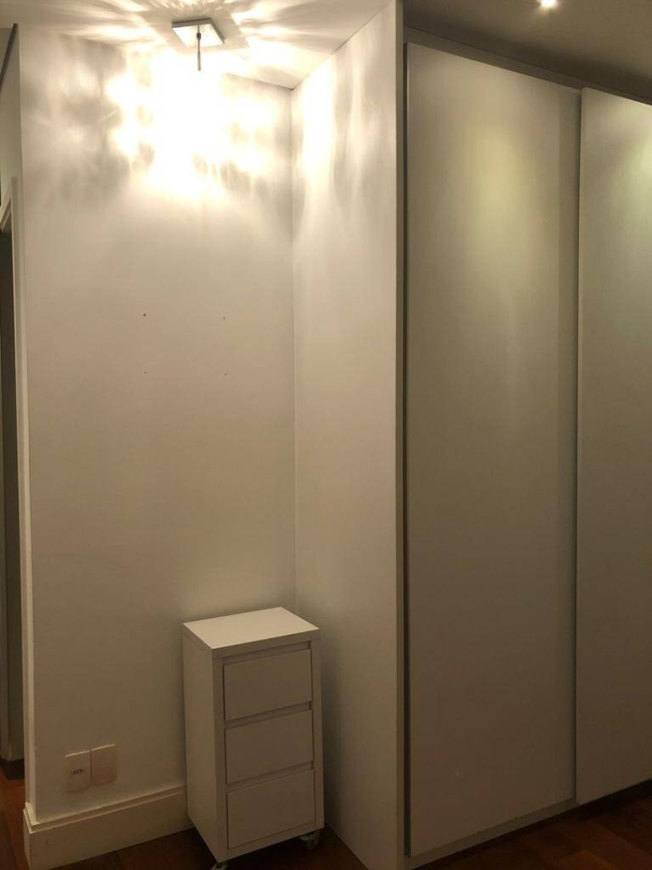 Apartamento à venda com 3 quartos, 180m² - Foto 21