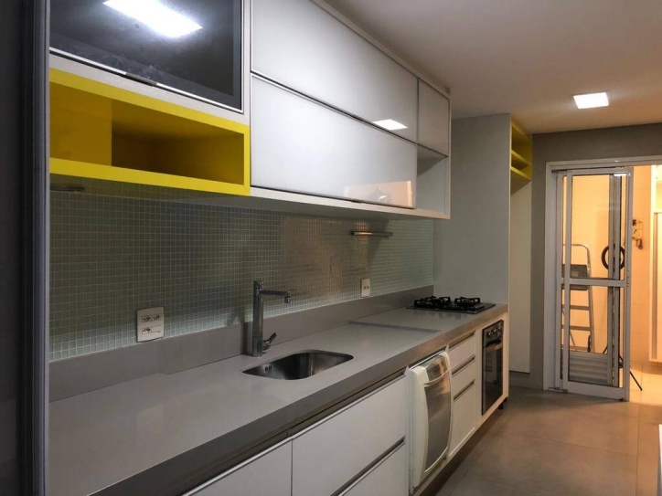 Apartamento à venda com 3 quartos, 180m² - Foto 14