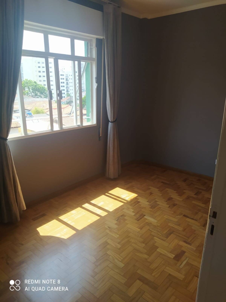 Apartamento à venda com 2 quartos, 65m² - Foto 2