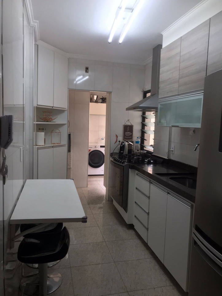 Apartamento à venda com 3 quartos, 93m² - Foto 6