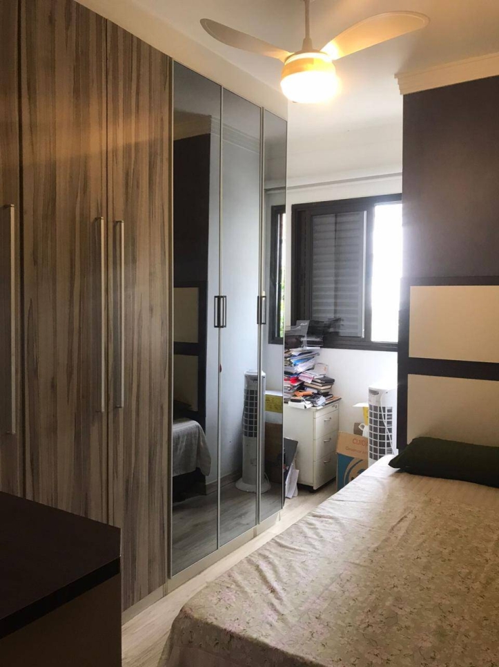 Apartamento à venda com 3 quartos, 93m² - Foto 14