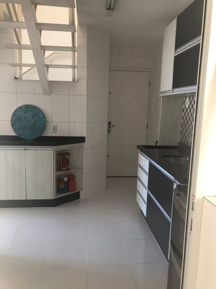 Cobertura à venda com 3 quartos, 206m² - Foto 22