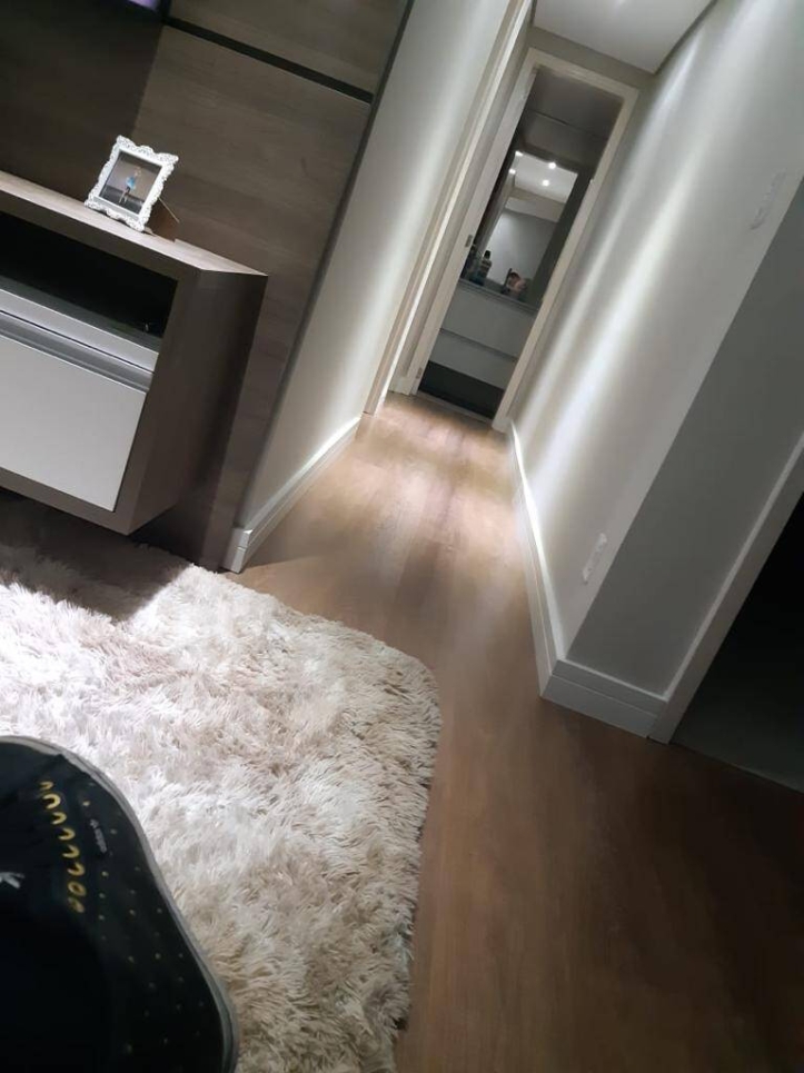 Apartamento à venda com 2 quartos, 50m² - Foto 2