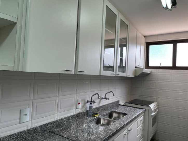 Apartamento à venda com 3 quartos, 204m² - Foto 18