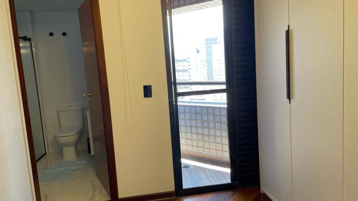 Apartamento à venda com 3 quartos, 204m² - Foto 35