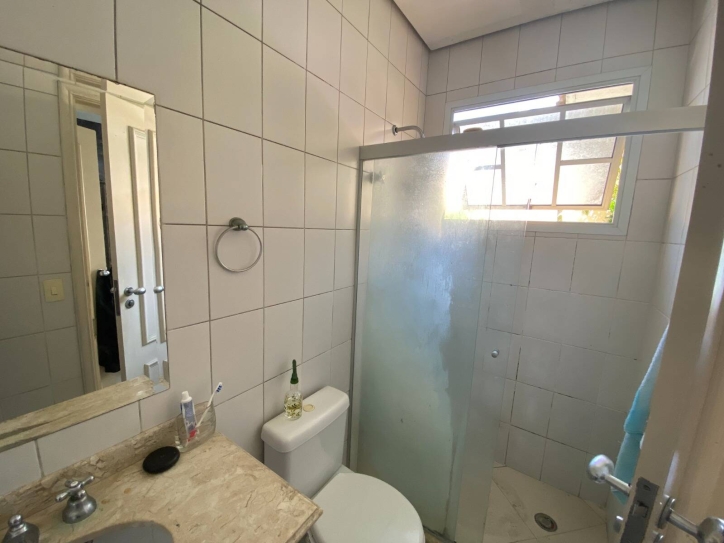 Casa de Condomínio à venda com 3 quartos, 240m² - Foto 31