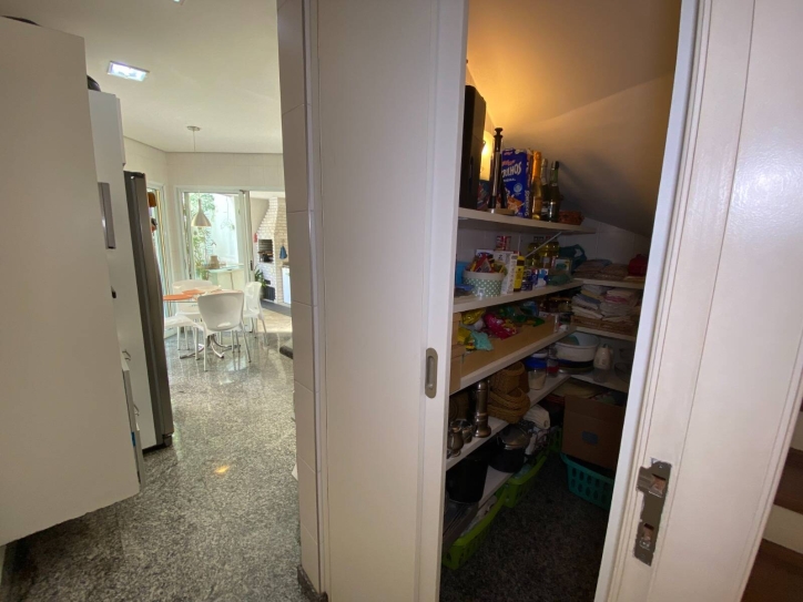 Casa de Condomínio à venda com 3 quartos, 240m² - Foto 13