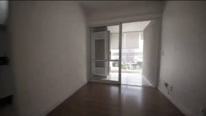 Apartamento à venda com 2 quartos, 60m² - Foto 2