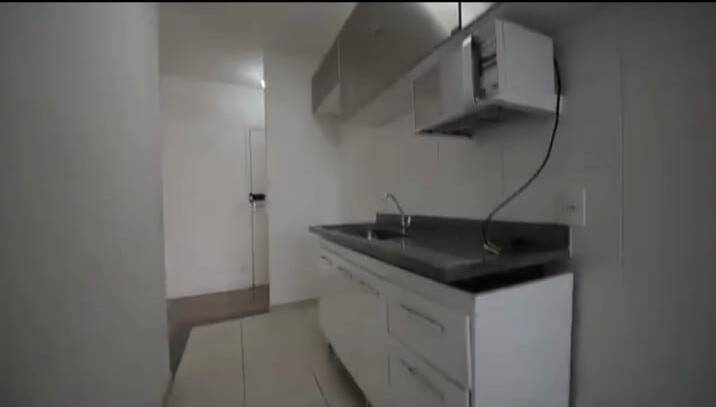 Apartamento à venda com 2 quartos, 60m² - Foto 10