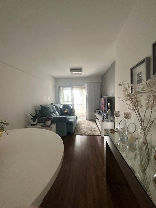 Apartamento à venda com 2 quartos, 68m² - Foto 7