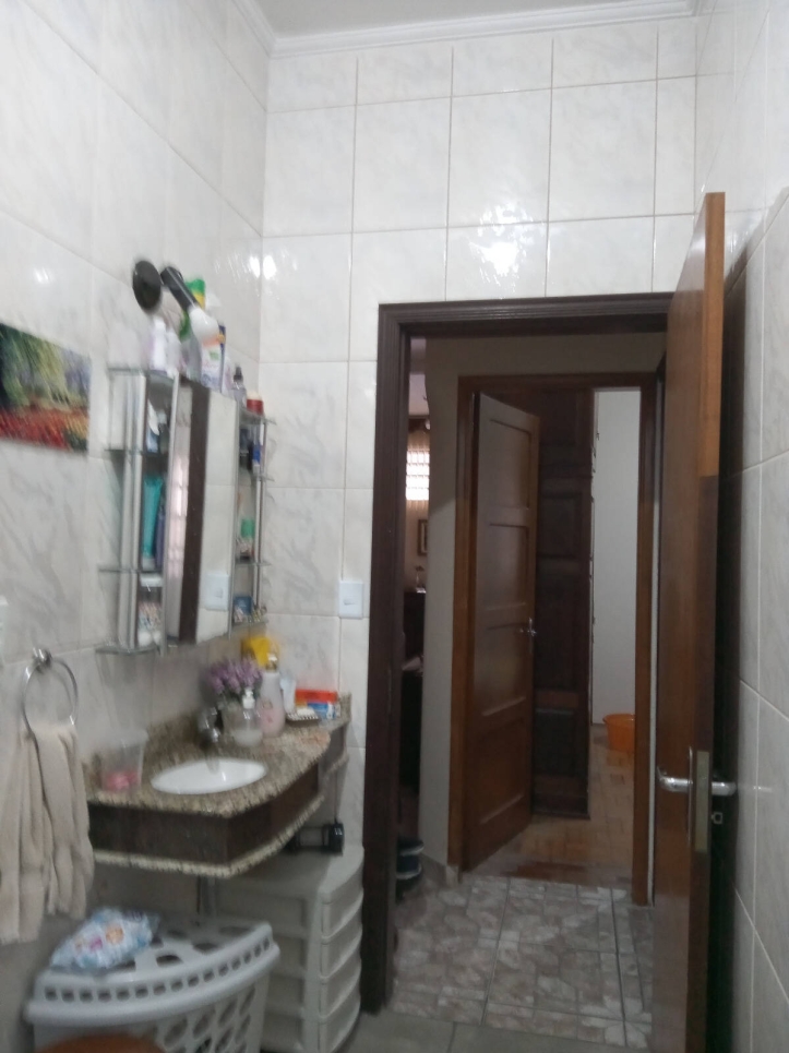 Casa à venda com 3 quartos, 184m² - Foto 8