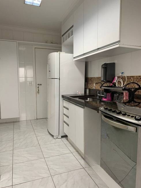 Apartamento à venda com 3 quartos, 98m² - Foto 7