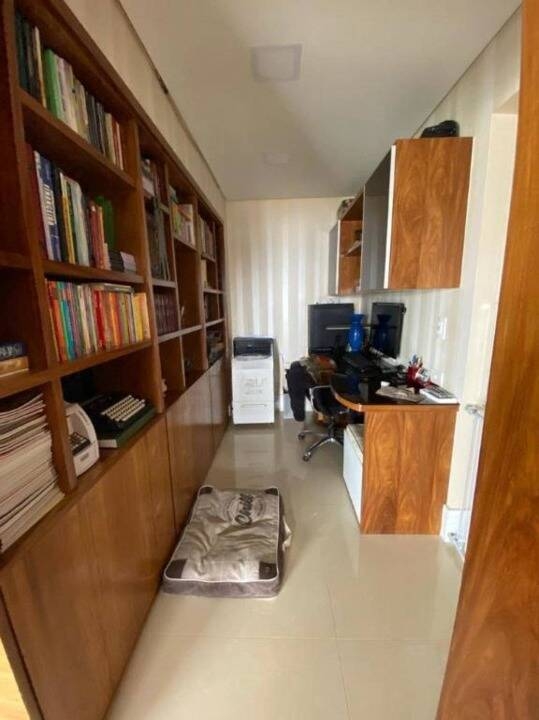 Apartamento à venda com 3 quartos, 143m² - Foto 6