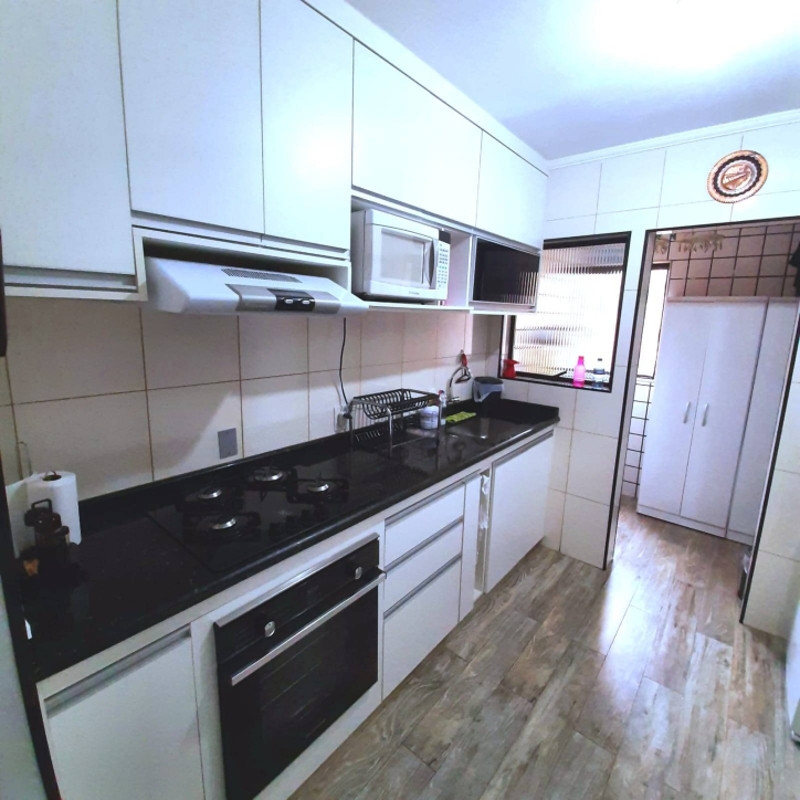 Apartamento à venda com 3 quartos, 92m² - Foto 8