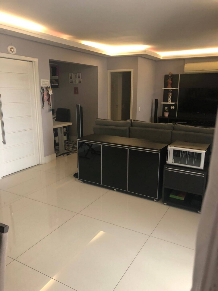 Apartamento à venda com 3 quartos, 155m² - Foto 8