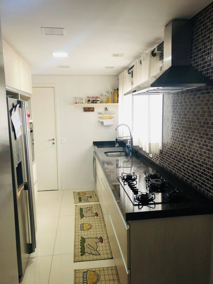 Apartamento à venda com 3 quartos, 155m² - Foto 14