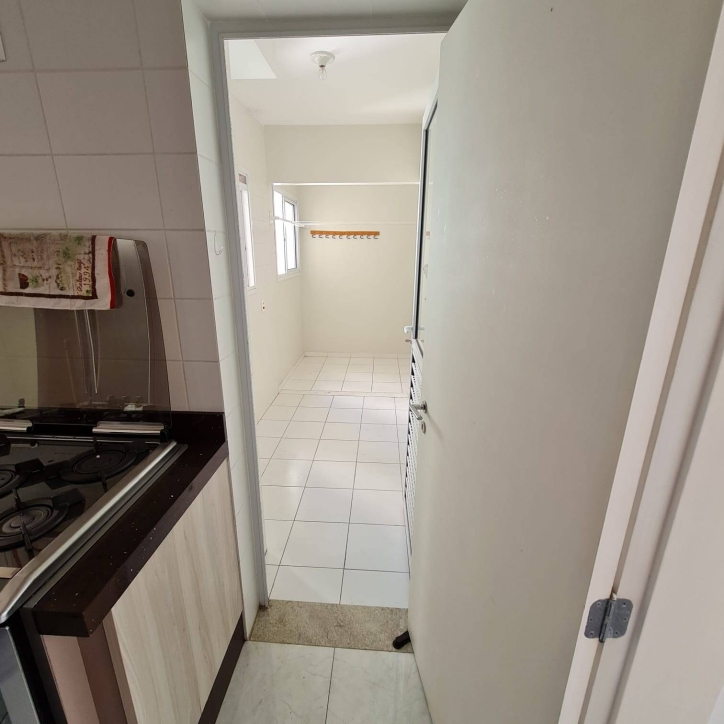 Apartamento à venda com 3 quartos, 123m² - Foto 7