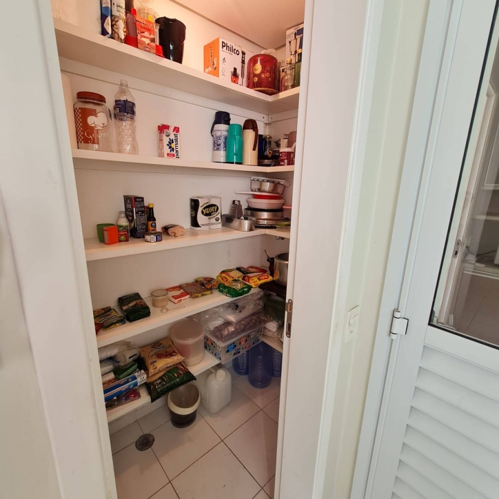 Apartamento à venda com 3 quartos, 123m² - Foto 8