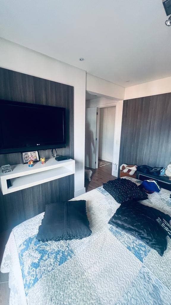 Apartamento à venda com 3 quartos, 190m² - Foto 17