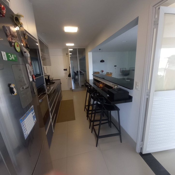 Apartamento à venda com 3 quartos, 122m² - Foto 10