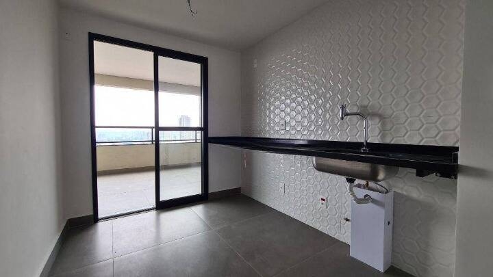 Apartamento à venda com 3 quartos, 161m² - Foto 7