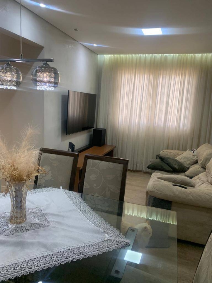 Apartamento à venda com 3 quartos, 62m² - Foto 1